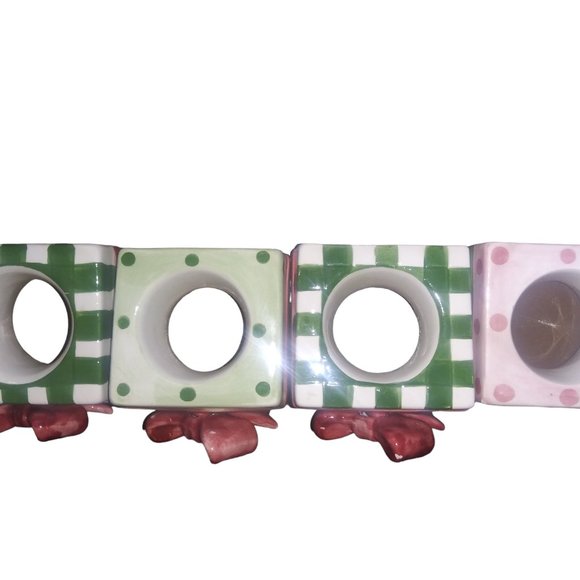 Set of 4 Ceramic Gift Box Napkin Rings Holiday Present/Bow Shape Napkin Rings - Picture 2 of 10